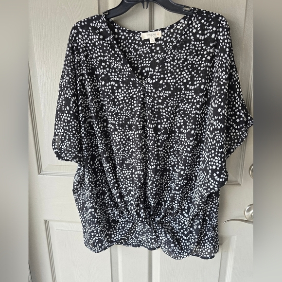 Umgee Wrap Blouse Womens XL White Black Lightweight Oversize Flowy - Picture 2 of 10